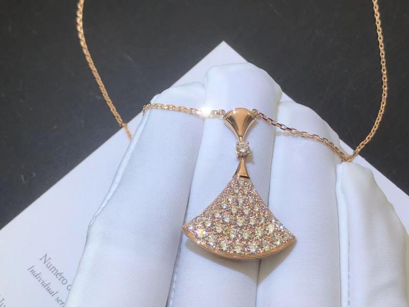 diva's dream necklace